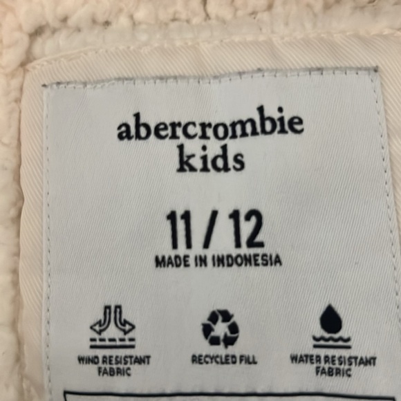 Abercrombie kids Sherpa lined parka - Picture 6 of 15
